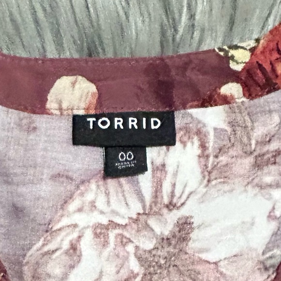 Torrid Babydoll Twill Smocked Button-Front Tunic Top Walnut Floral Size 00/10 - Picture 5 of 5